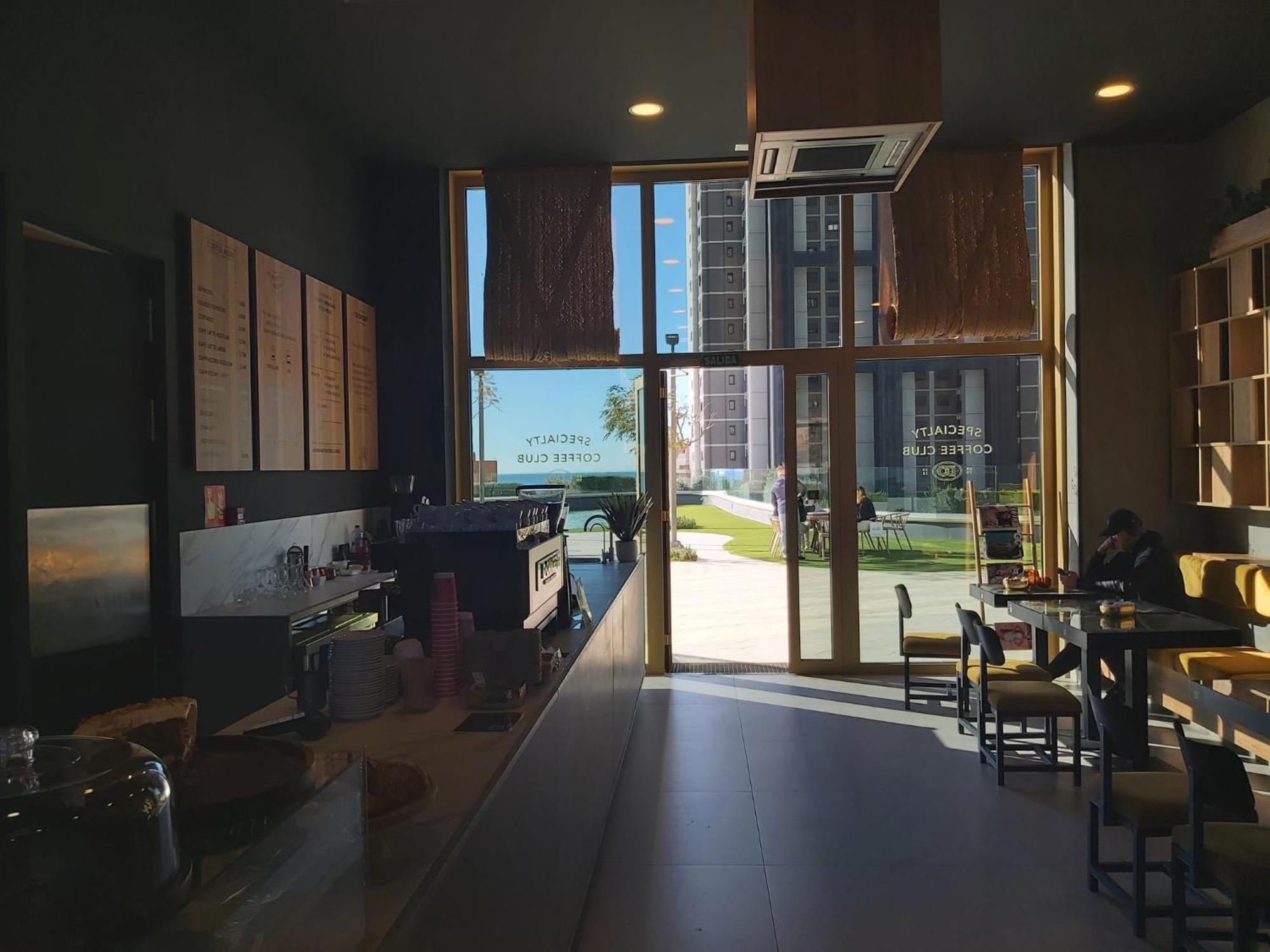 Intempo Luxury Ocean Views Resort *